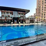 Inviting 1Br Apartment In Binghatti Avenue, Al Jaddaf By Deluxe Holiday Homes