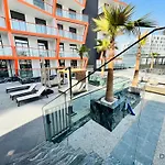 Inviting 1Br Apartment In Binghatti Avenue, Al Jaddaf By Deluxe Holiday Homes